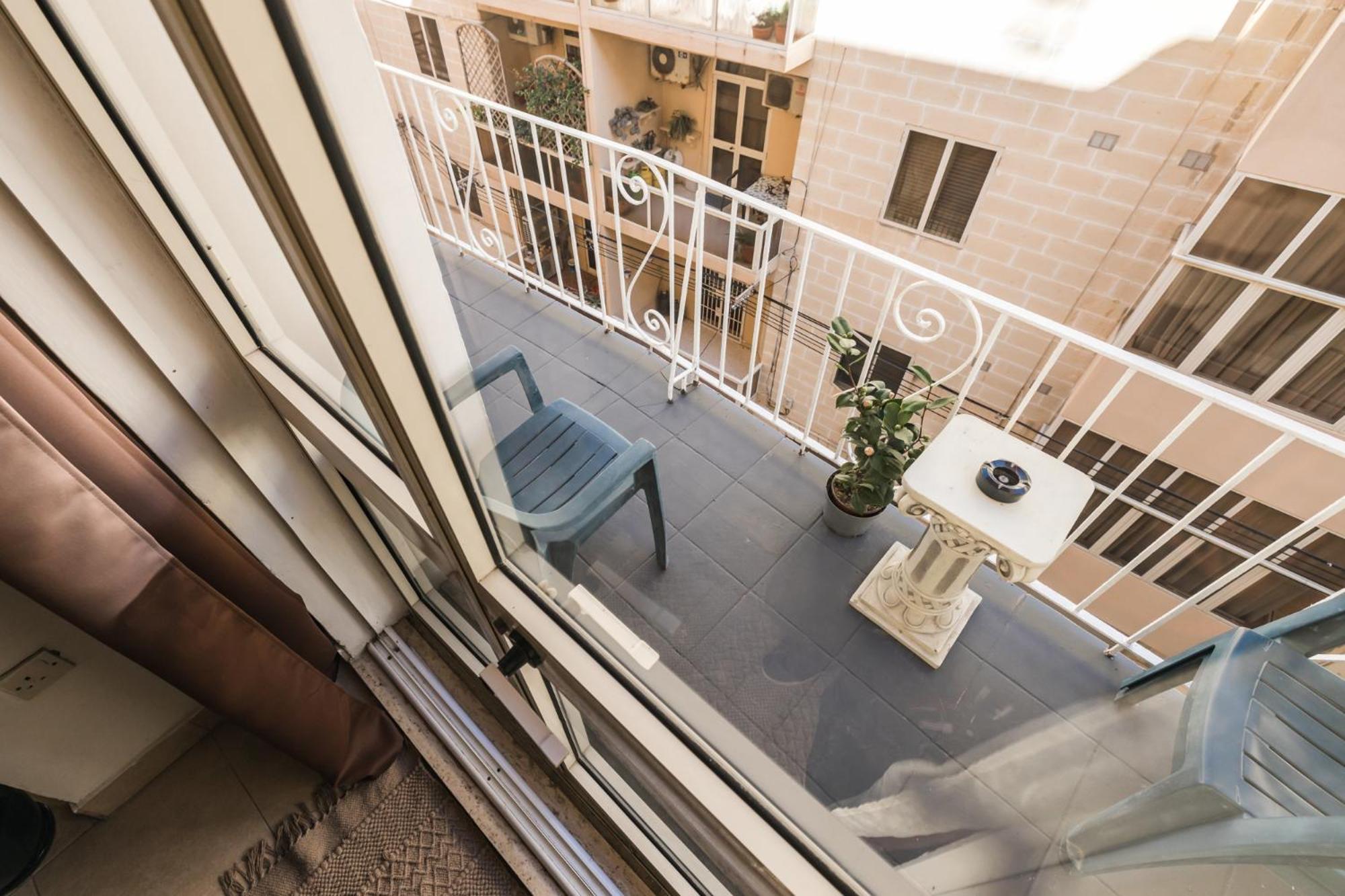 Sliema 3 Bedrooms Apartment Exterior foto